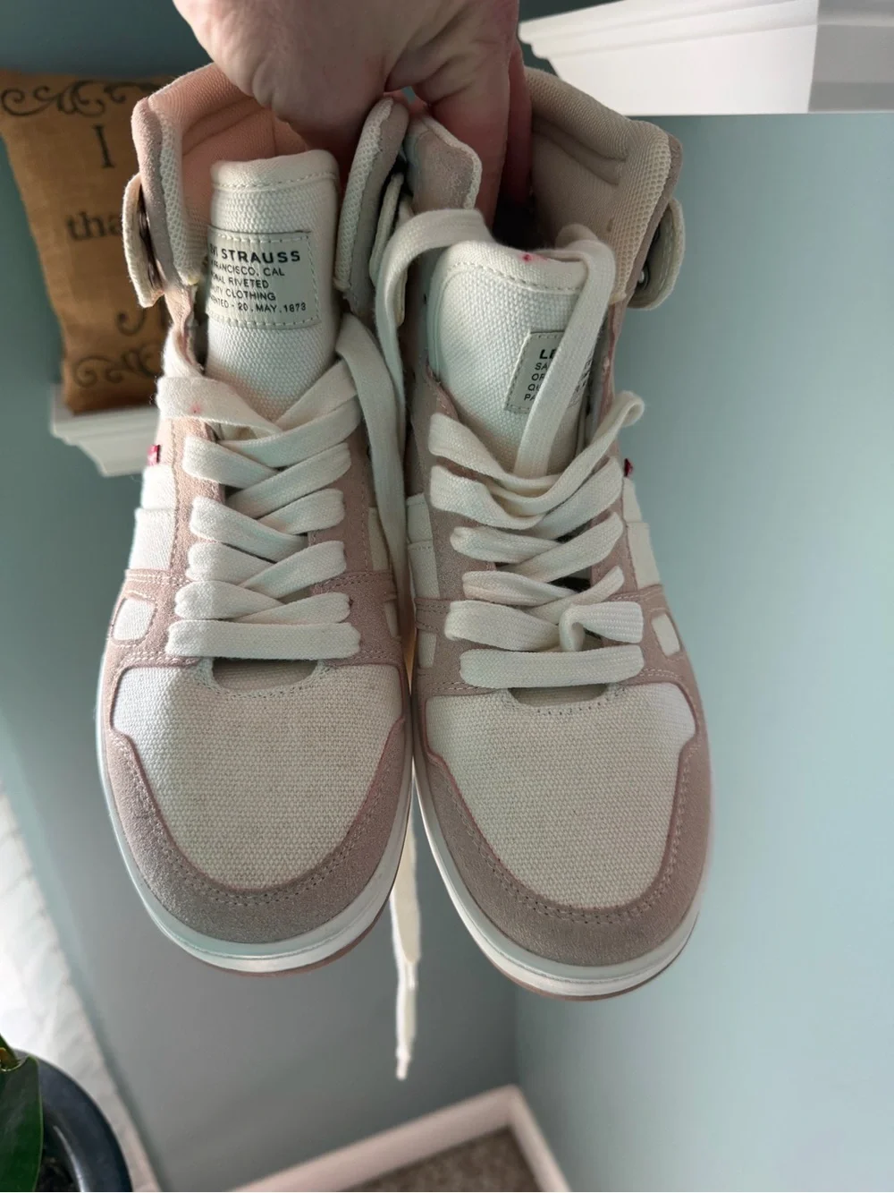 Levi's Women's High-Top Sneakers in Blush Pink and Cream